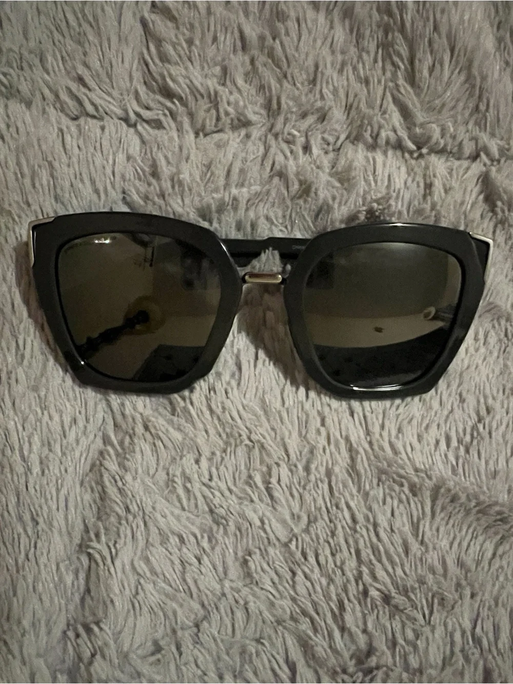 Classic Black Women's Square Sunglasses